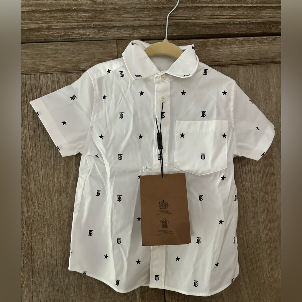 Whole new Burberry kids set 3years old (98cm)